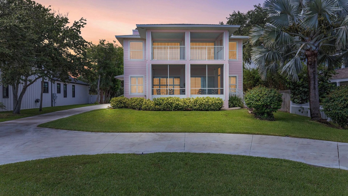 Allans Port Orange House | 🐬Private Pool | Intracoastal Views | Sunrise on Halifax🐬
