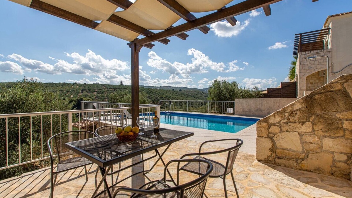 Darmarochori Villa | Private pool ★ Sea view ★ Cretan style villa ★ 2bedrooms ★ 6 sleeps