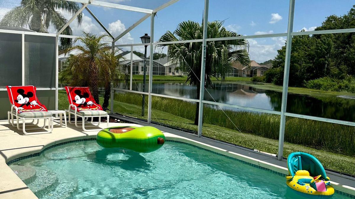 Chatham Park House | Private pool with a beautiful view overlooking the lake! Near Disney & Universal