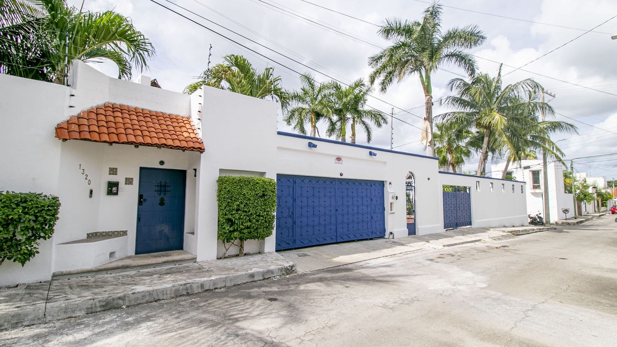 Colonia Independencia House | Private Resort with Amazing Pool and Gardens