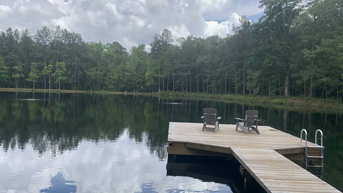 Chatham House | Private, Relaxing Waterfront Getaway! 3BR/2BA House! Modern Amenities!
