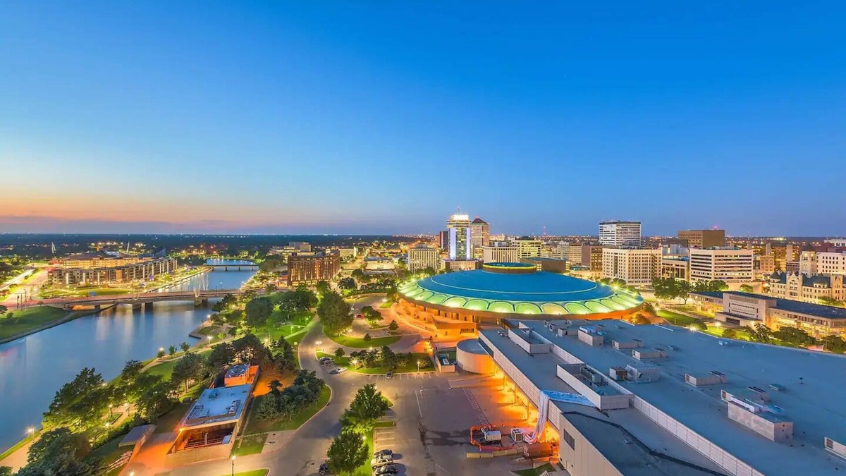 Arkansas City Apartment | Private Retreat in the Heart of Historic Downtown!