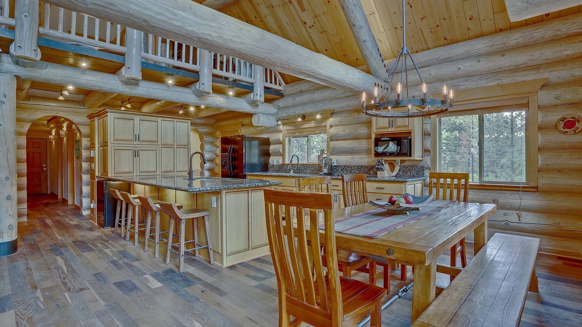 River Forest Acres House | Private Riverfront Log Cabin Retreat on 1.5 Acres, Bordering the National Forest