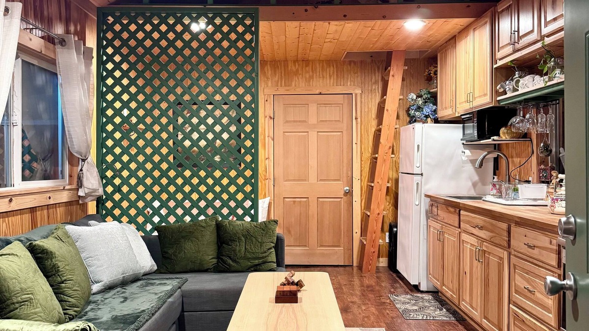 Ryderwood Cabin | Private Romantic Woodland Getaway- with sauna, hot tub, fire pits, and more.