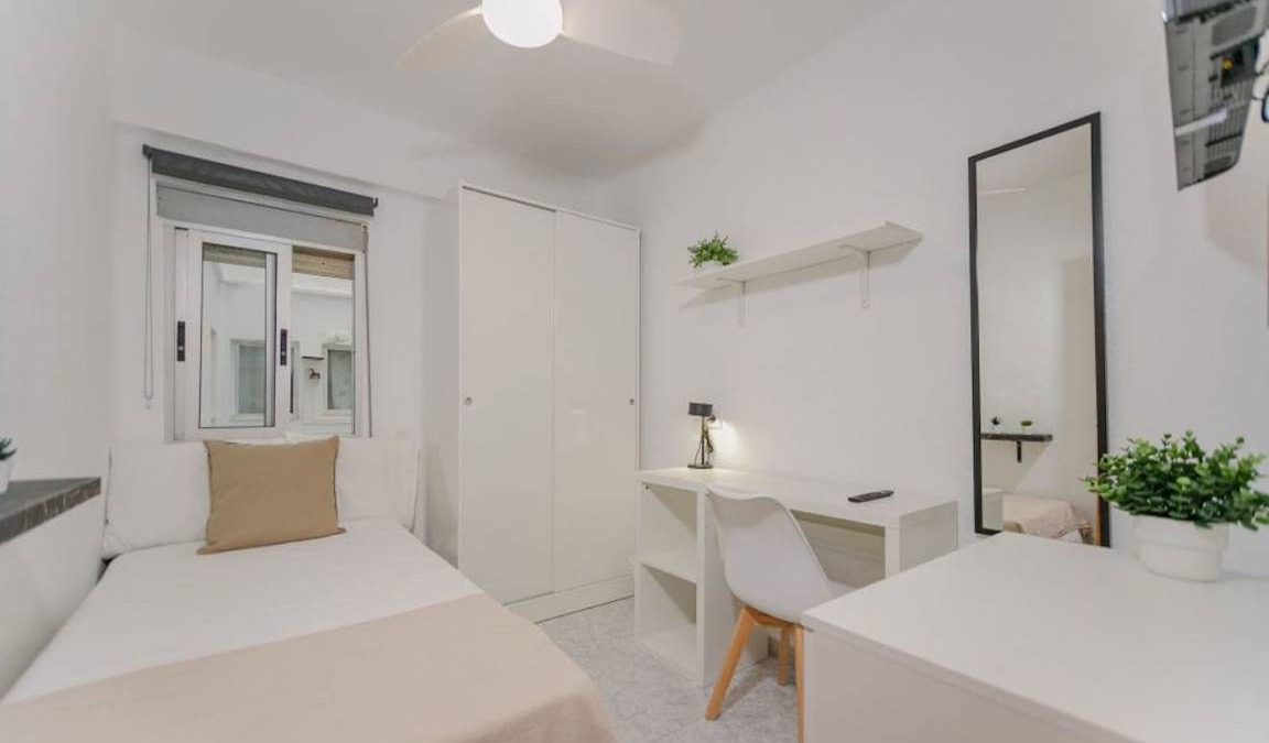 Benicalap Resort | Private room ∙ 1 bedroom ∙ 1 guest