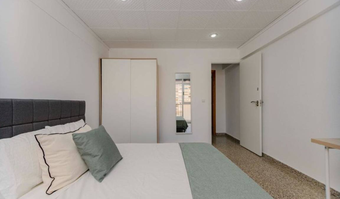 Benicalap Resort | Private room ∙ 1 bedroom ∙ 1 guest