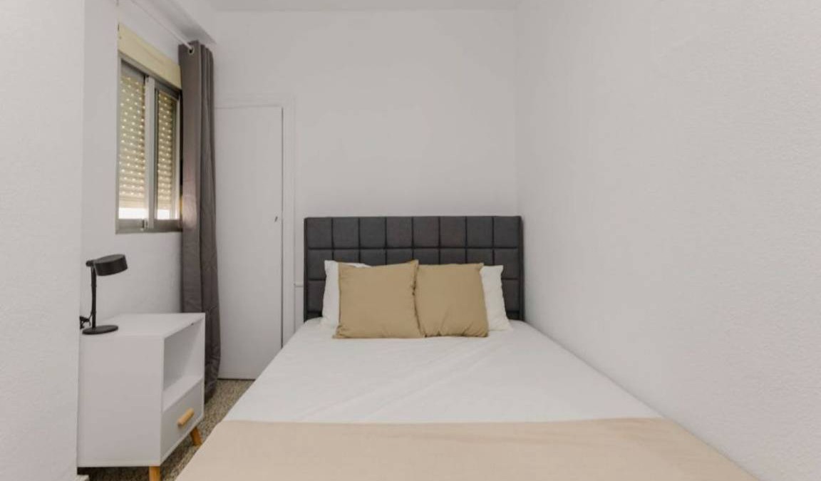 Benicalap Resort | Private room ∙ 1 bedroom ∙ 1 guest