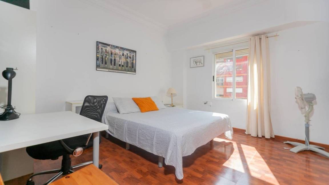 En Corts Resort | Private room ∙ 1 bedroom ∙ 1 guest