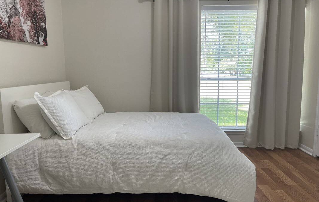 Kingwood Resort | Private room ∙ 2 guests
