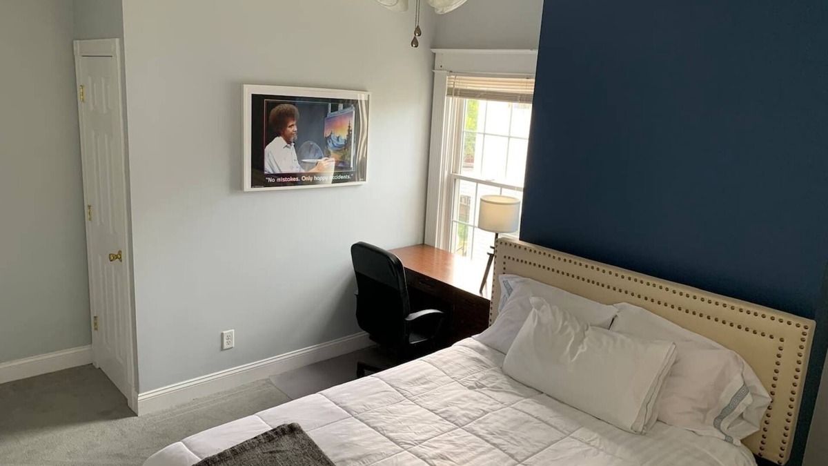 Norwood House | Private room 2 perfect for traveling professionals