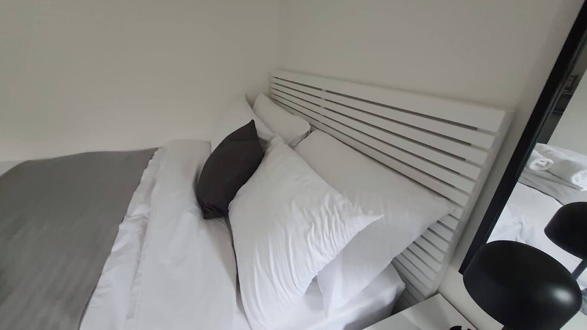 Erdington Apartment | Private Room - Ensuite Bathroom - Free Parking