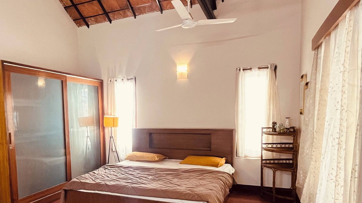 Agara Villa | Private room in a cheerful bunglow
