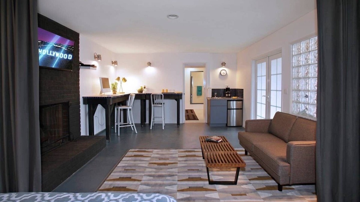 Elysian Heights Apartment | Private room in a guesthouse in Los Angeles, California