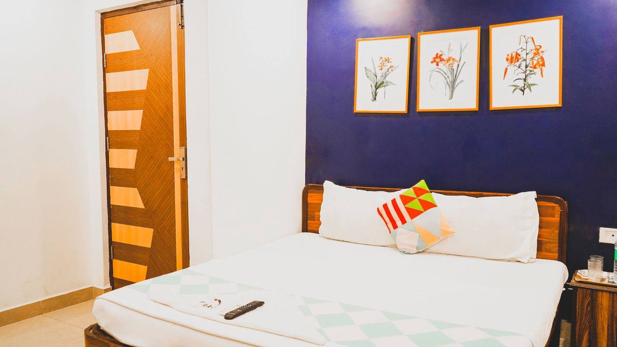 Kailash Colony House | PRIVATE ROOM IN GREATER KAILASH