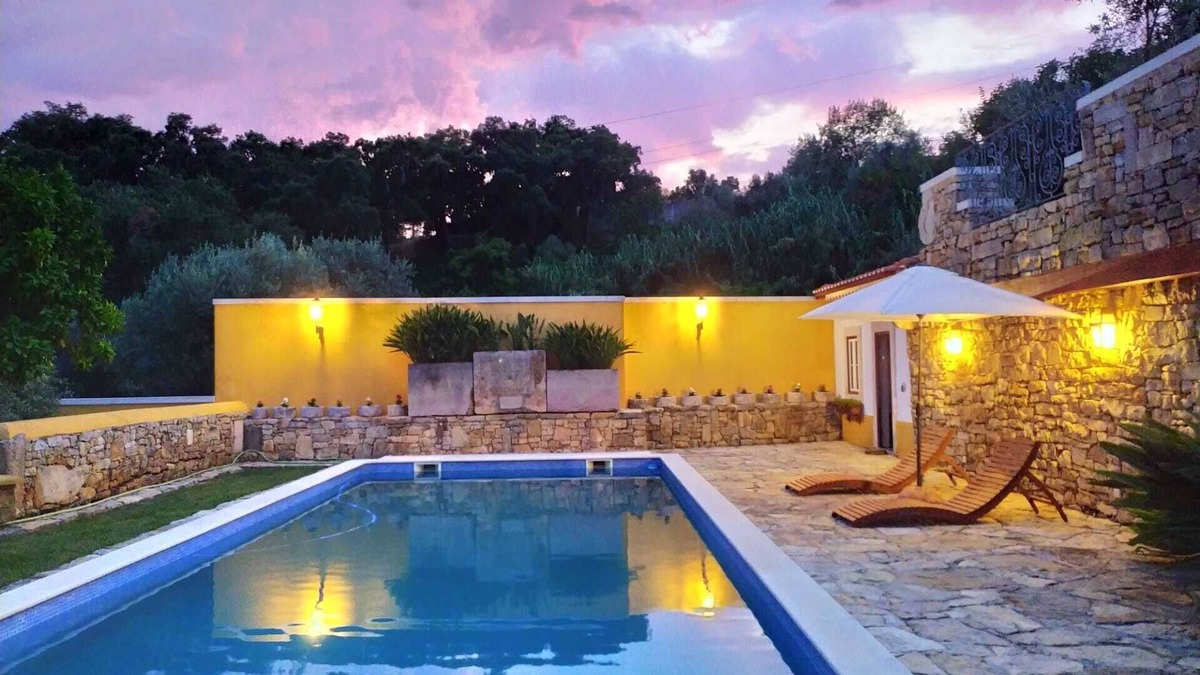 Tomar Apartment | Private Room in Tomar (Pedreira) - Cow Room