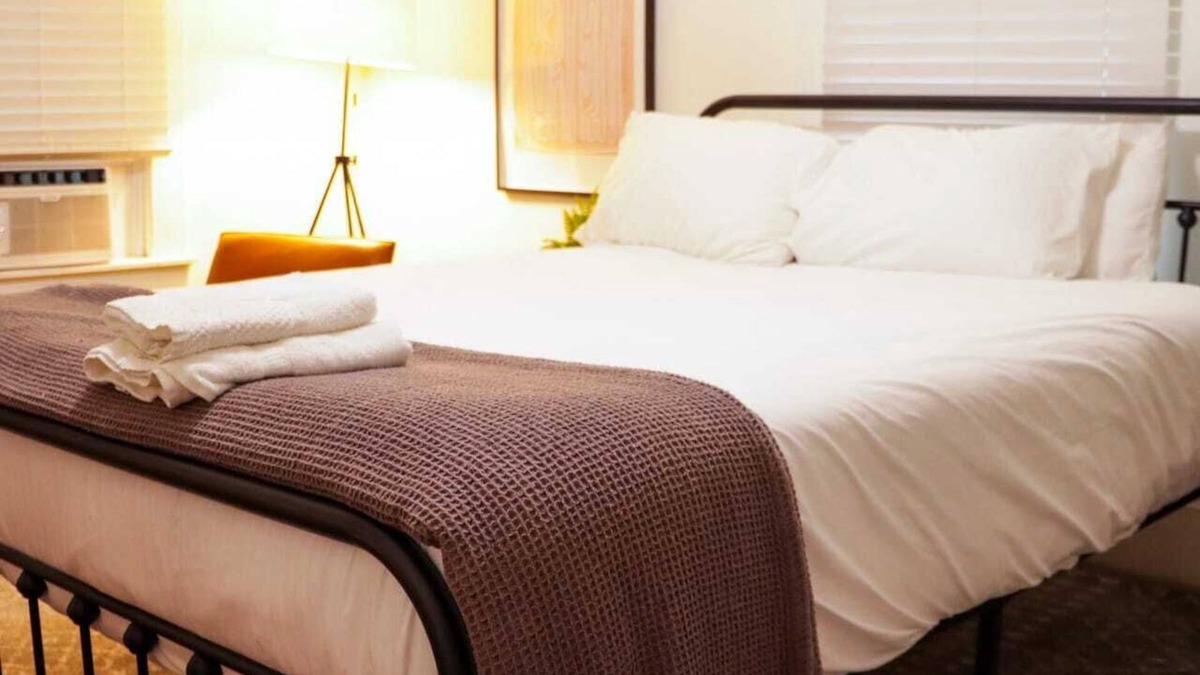 Freetown - Port Rico Bed & Breakfast | Private Room Retreat in a Shared House Setting