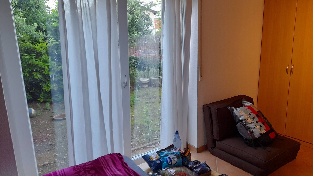 Kilianstadten Apartment | Private rooms Dogs welcome