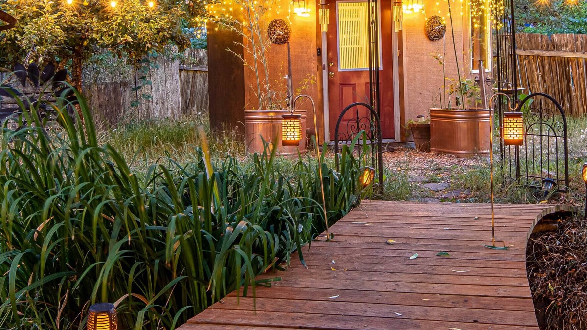 Southeast Eugene Cabin | ☯ Private Roundhouse … Enchanting! (Not in a Box!)