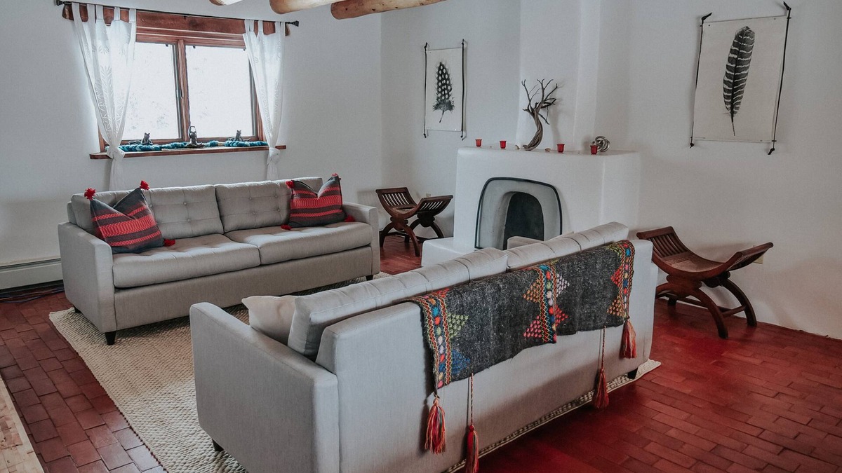 Taos House | Private + Scenic Adobe Gem Perfect Location for Ski + Town