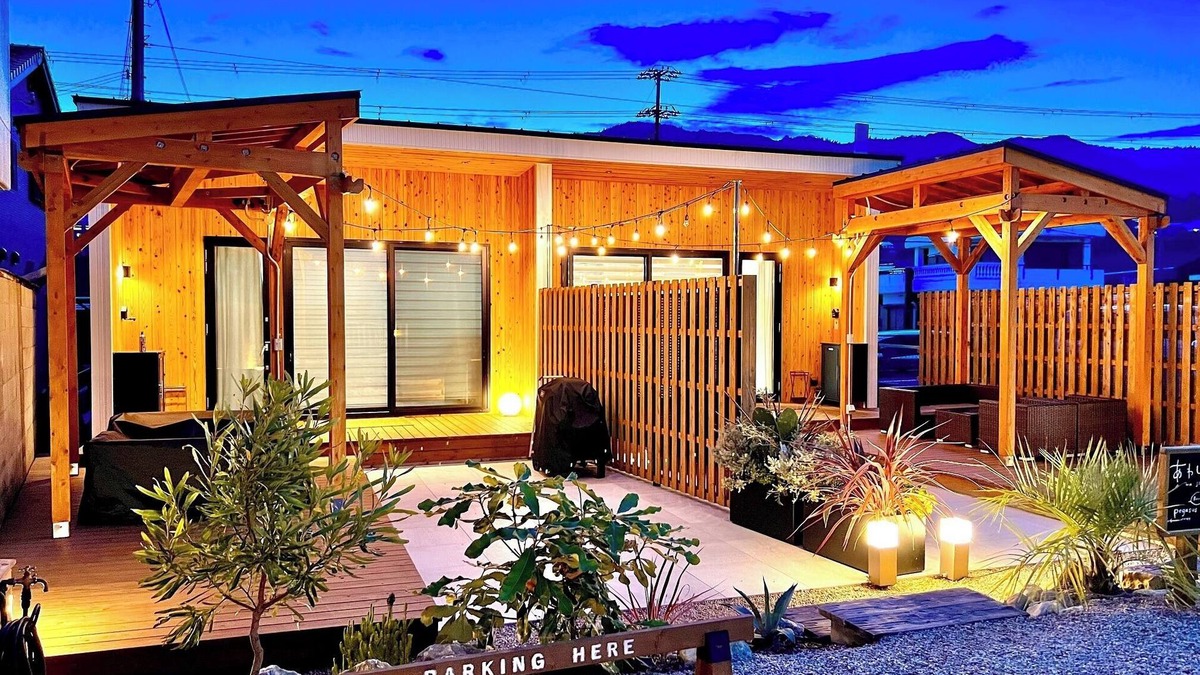 Kusumoto House | Private seaside house with private BBQ deck and projector for 6 pax/Awaji Hyōgo