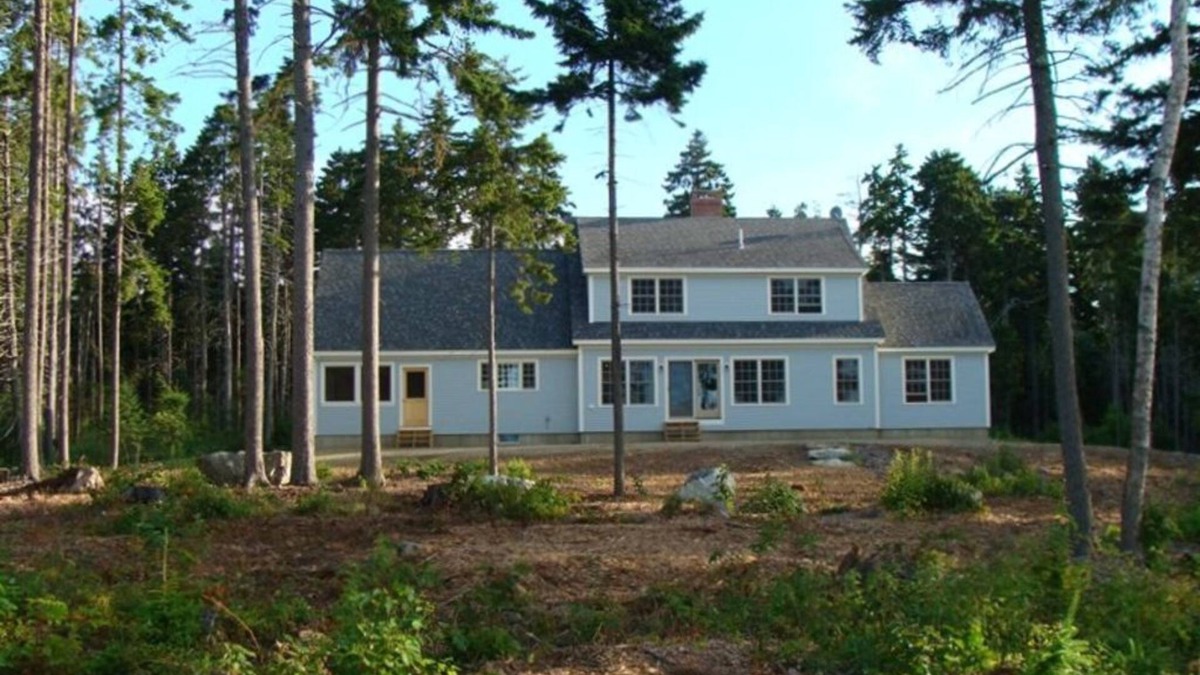 Waldoboro House | Private Setting with Water Front view and 5-star Amenities