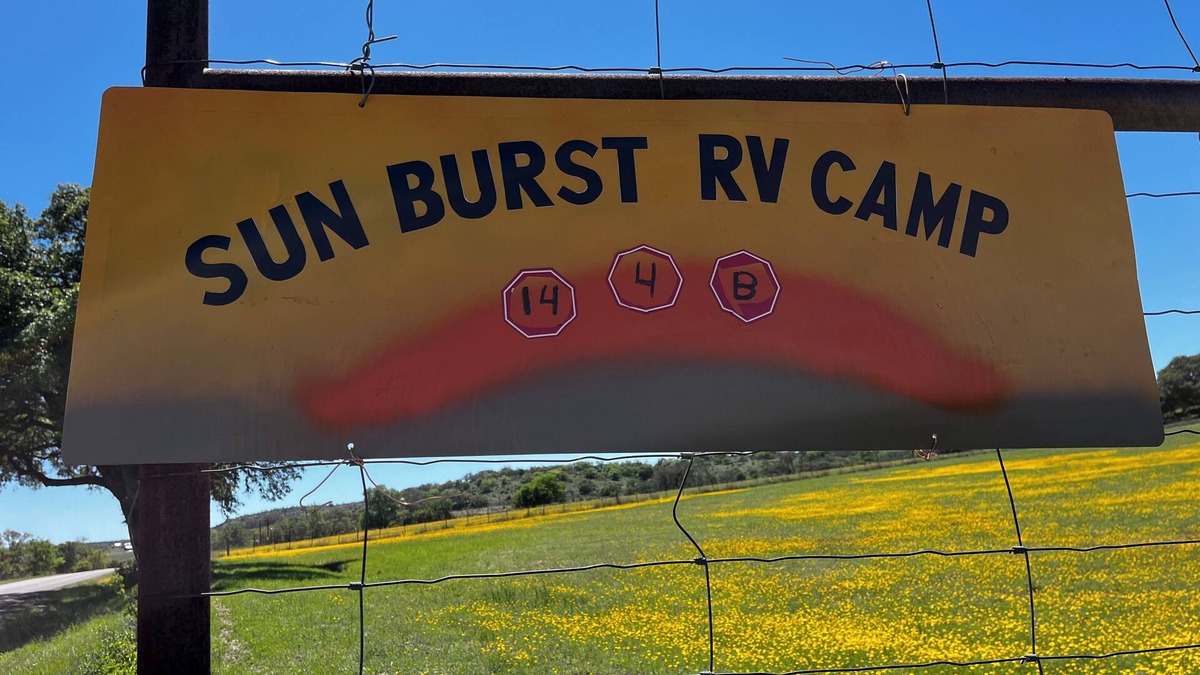 Comfort RV Rental | Private Single unit RV Campsite, 30/50 amp/sewer/water, fire ring, great views