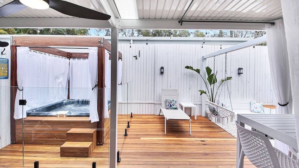 Coolum Beach House | Private Spa, Fire Pit - The Retreat Coolum Beach