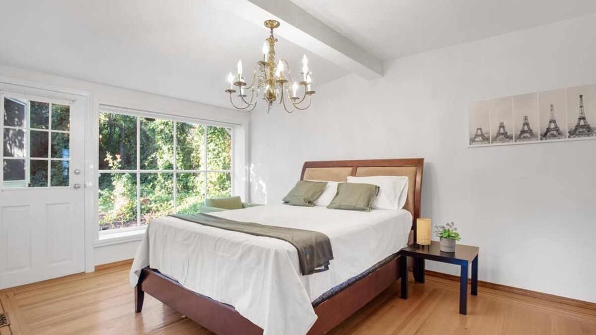 Marpole House | Private Stay Close To Airport & Downtown