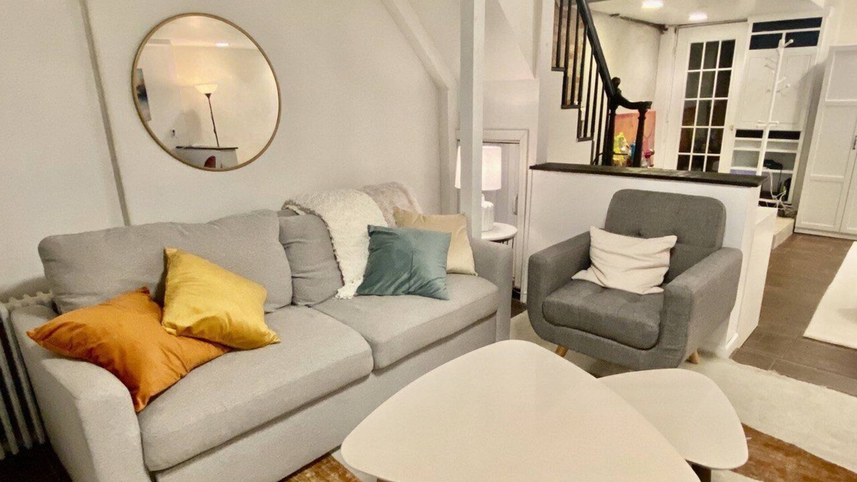The Waterfront Apartment | Private Studio Apt. in Jersey City, 2 stops to NYC