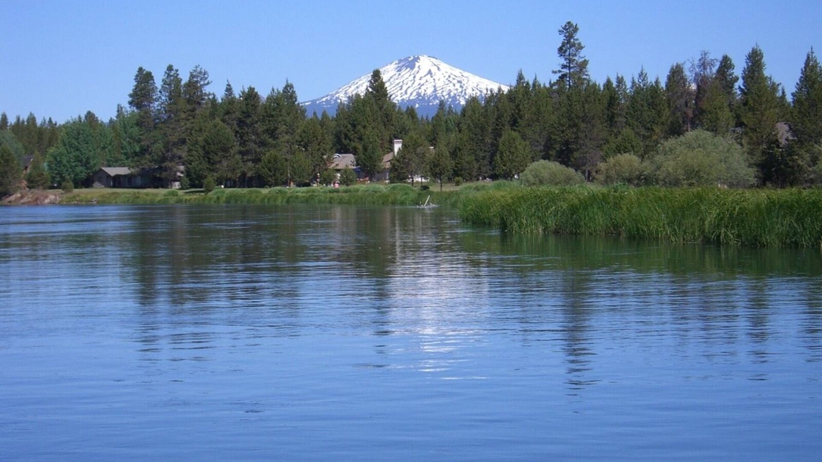 Three Rivers Apartment | Private Studio On The Big Deschutes River