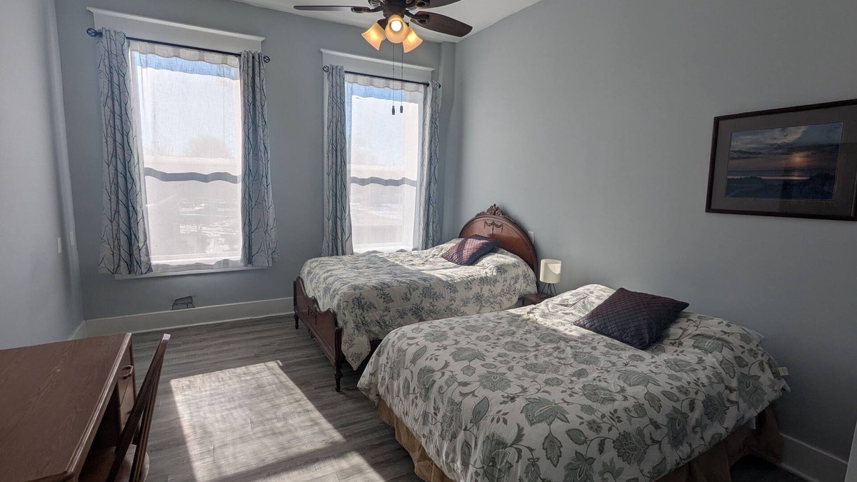 Robinson Apartment | Private Studio with 2 Full Beds