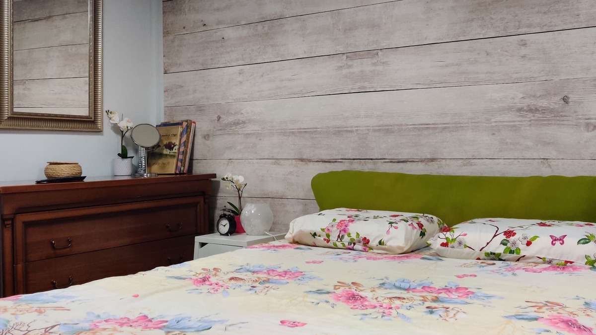 Gedera Apartment | Private suite for 5-6 pepole (01)