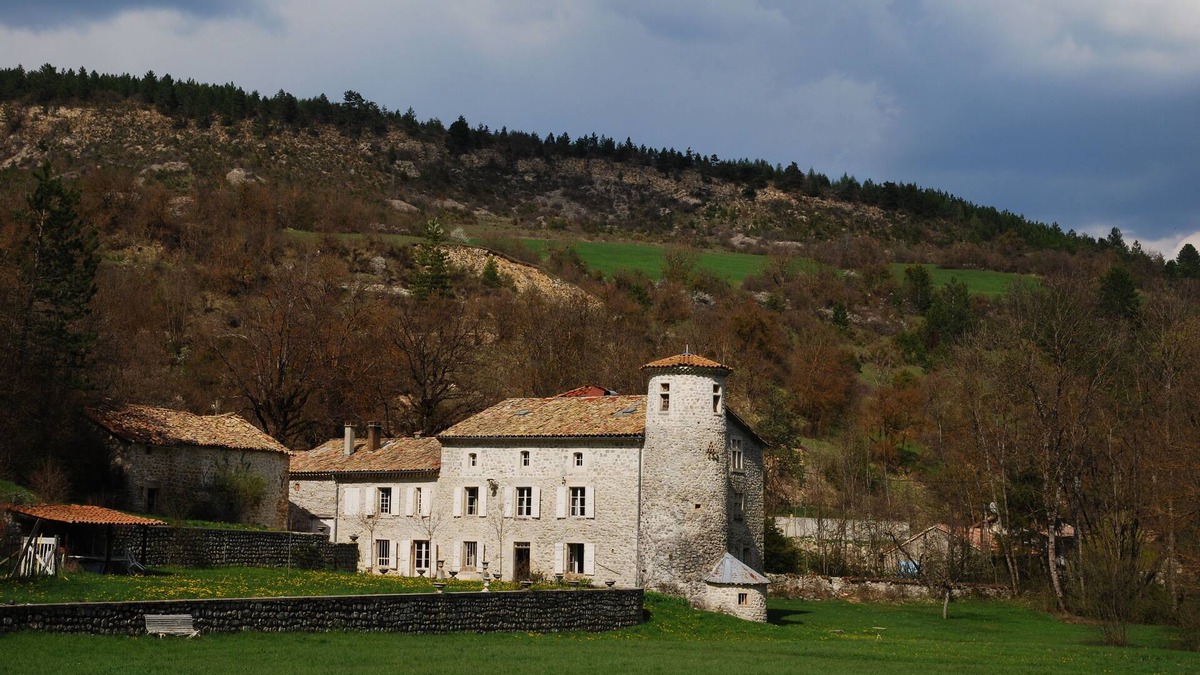 Valdrome Other | Private suite in 16th-century chateau. Drôme-Diois