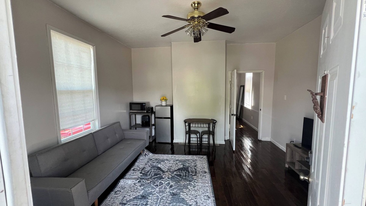 Seventh Ward Bed & Breakfast | Private Suite- Located near Gentilly and Downtown