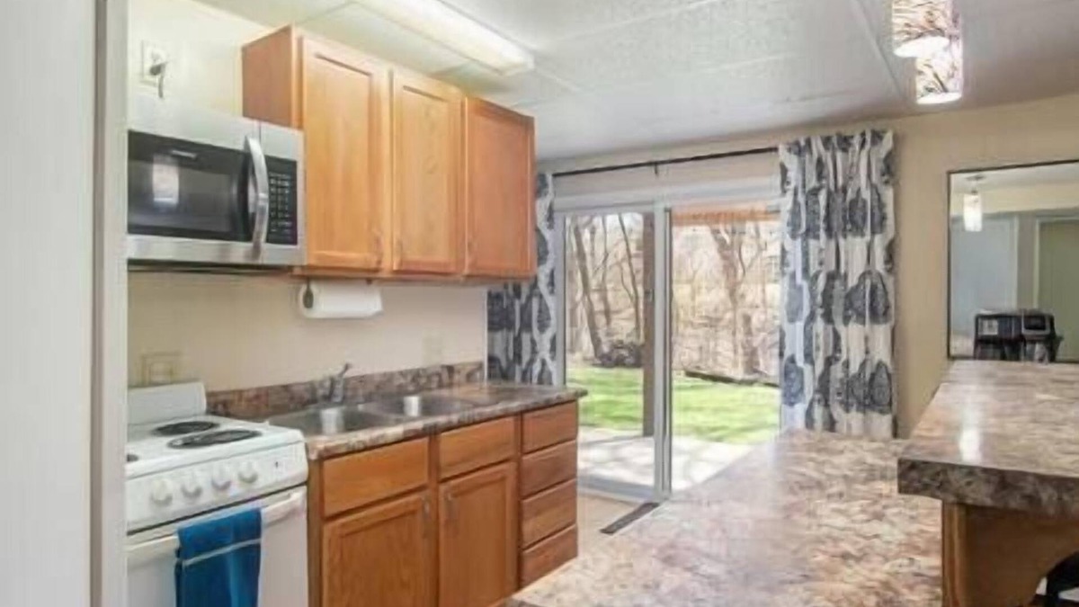 West Omaha House | Private Suite with Nature Views