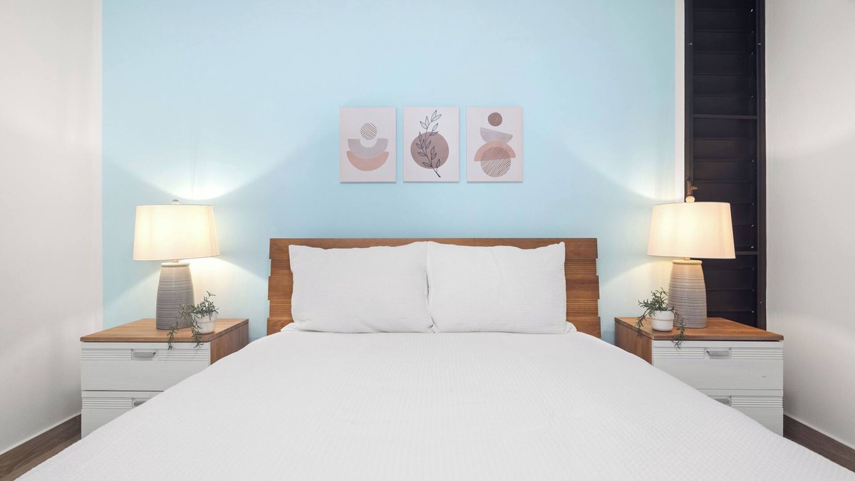 Eleanor Roosevelt Apartment | Private Terrace | Minutes to Condado | Pet Friendly | Essential Amenities