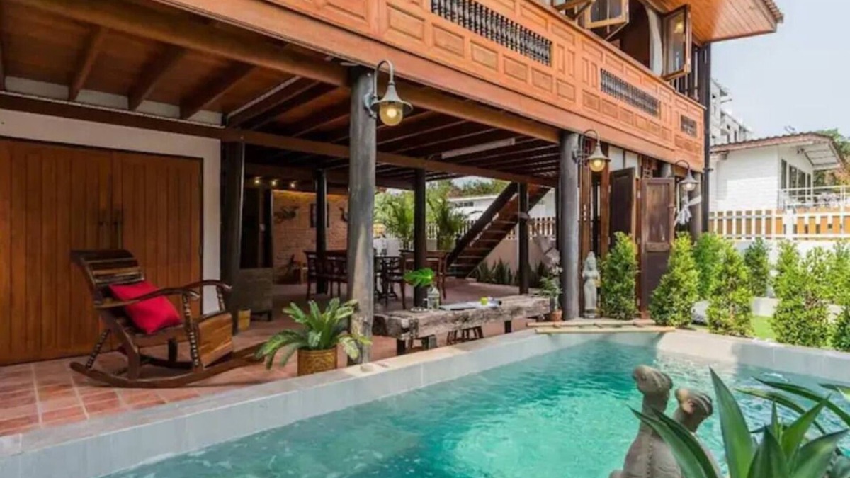 Khao Takiab House | PRIVATE Thai Traditional pool house near CICADA MARKET - 5 min walk to the BEACH