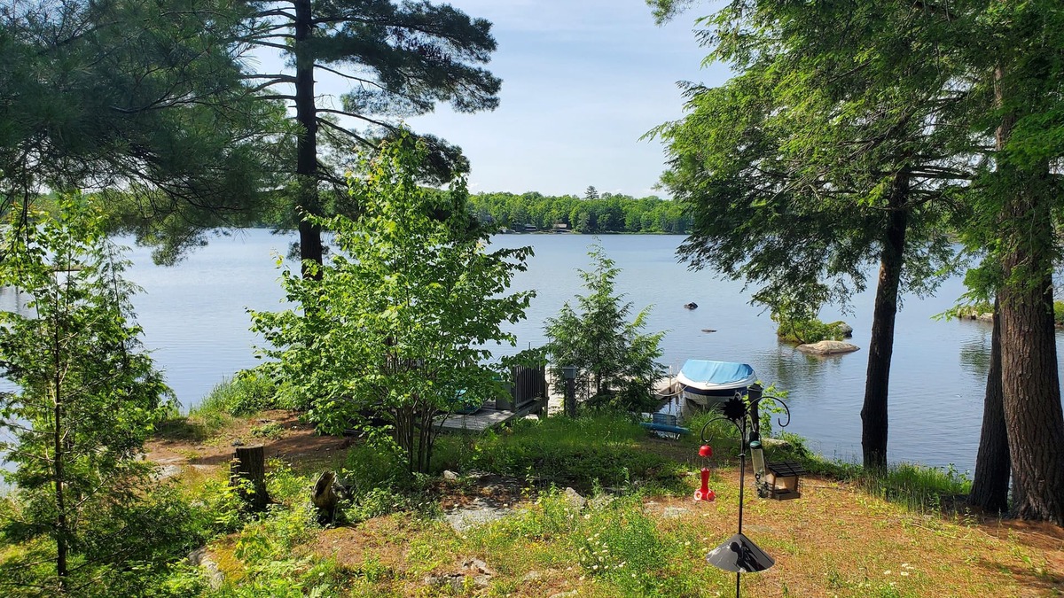 Marmora and Lake Cottage | Private Three Bedroom Cottage on Small but Beautiful Lake