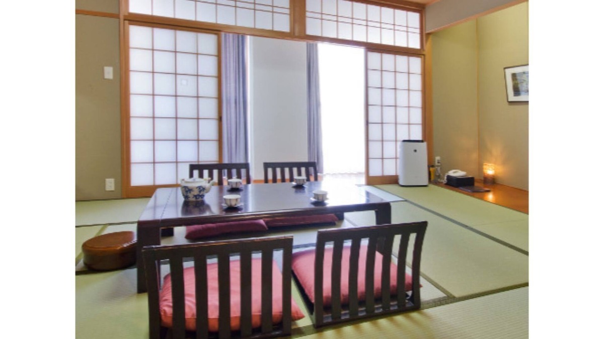 Imabari House | Private to the public half boardoff season Rela / Imabari Ehime