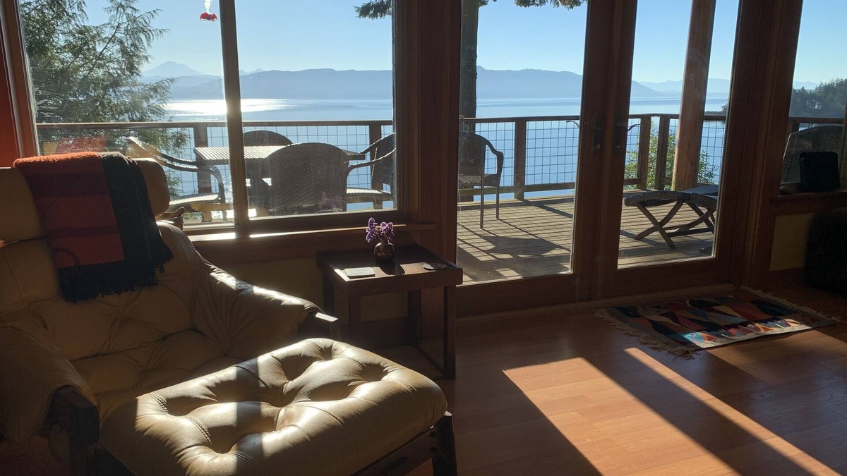 Lummi Island House | Private tranquil waterfront home - top deck hot tub and LI Estates Lake access.