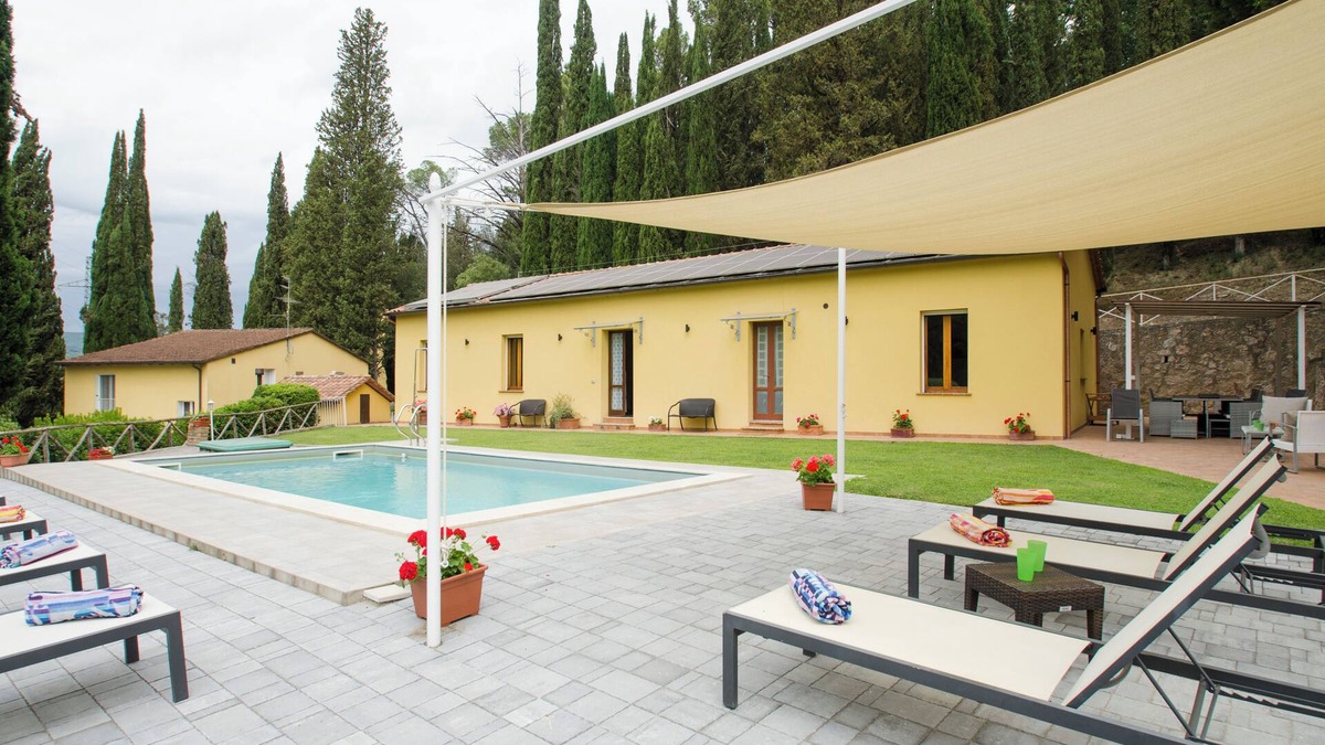 Po' Bandino Villa | PRIVATE TUSCAN VILLA WITH HEATED SWIMMING POOL - LAST WEEKS AVAILABLE