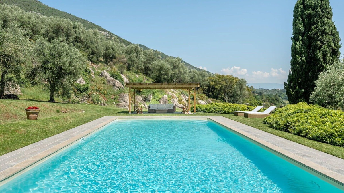 San Lorenzo a Vaccoli Villa | Private Villa with private pool, A/C, WIFI, TV, patio, panoramic view, parking, close to Lucca
