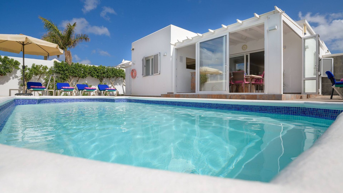 Los Mojones Villa | Private villa with pool and whirlpool in a quiet location