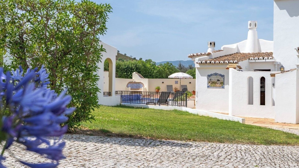 Alcalar Villa | Private villa for great family holidays and serene views of Monchique