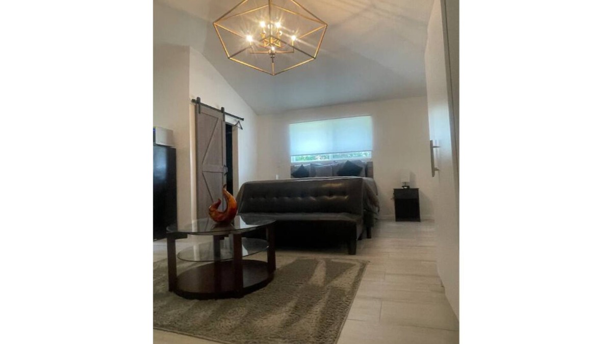 Spring Villa | Private Villa Guesthouse