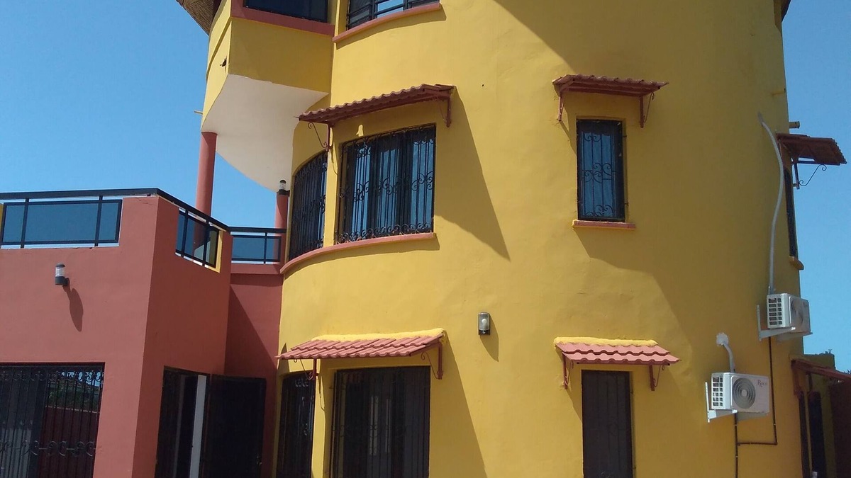 Toubab Dialao Villa | Private villa on an enclosed plot of 300 square meters 5 minutes from the beaches