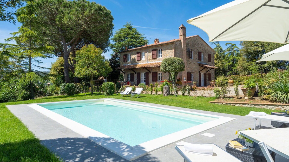 Gambassi Terme Villa | Private Villa with private pool, WIFI, A/C, TV, panoramic view, parking, close to San Gimignano