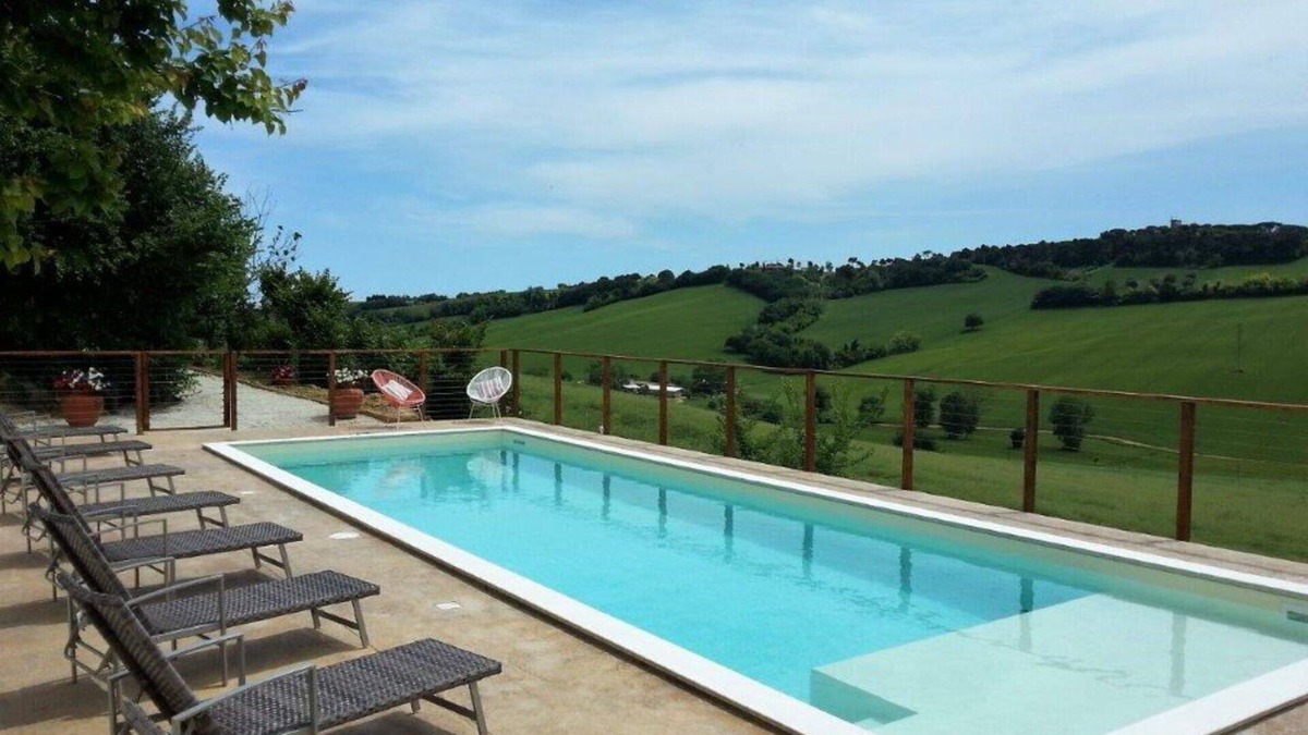 Loreto Villa | Private Villa with A/C, private pool, WIFI, TV, panoramic view, parking, close to Porto Recanati