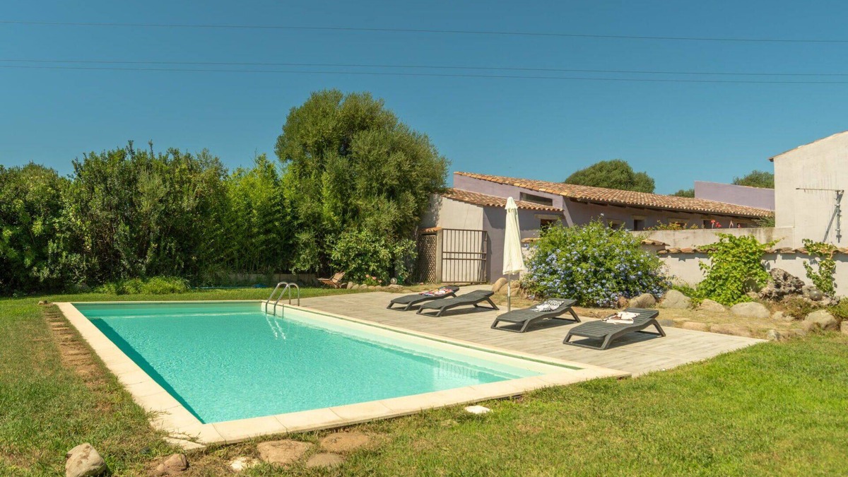Viddalba House | Private Villa with private pool, WIFI, A/C, TV, patio, pets allowed, panoramic view, parking