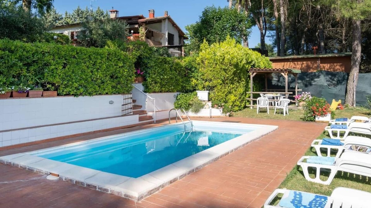 Colle di Val d'Elsa Villa | Private villa with swimming pool in Tuscany